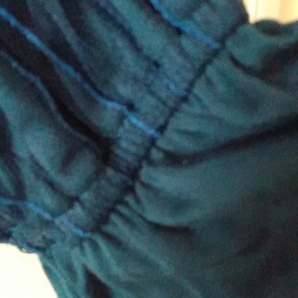 Top - Picture 4 of 6